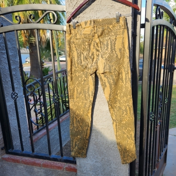 Current/Elliot The Stiletto Denim Snake Print Ankle Jeans - Picture 7 of 7